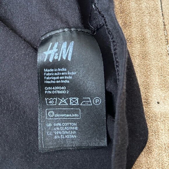 H&M Cropped Top - Picture 6 of 6